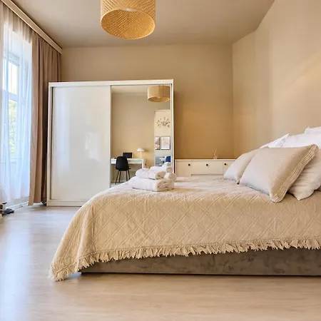 Apartman The Beige - Old Town